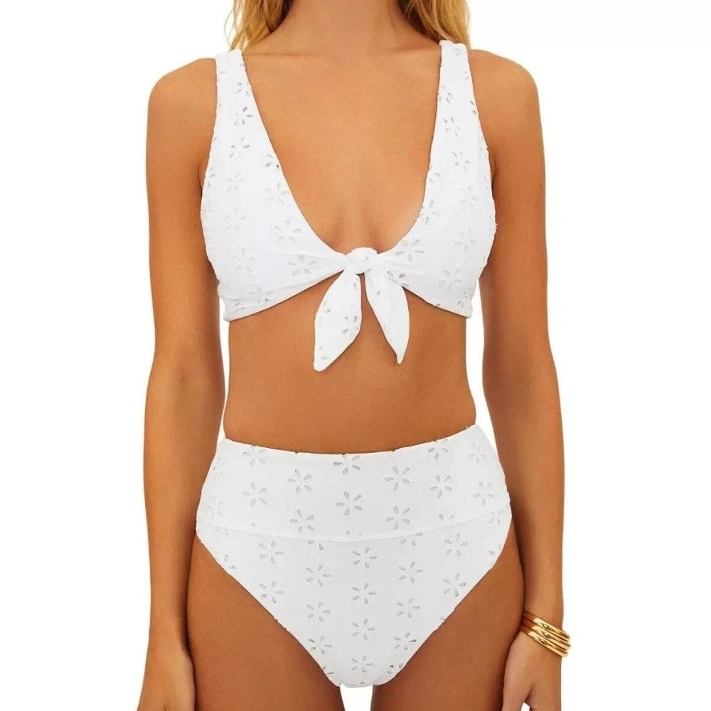Beach Riot Dallas Eyelet Tie Front Bikini Top Size Small White Magnolia